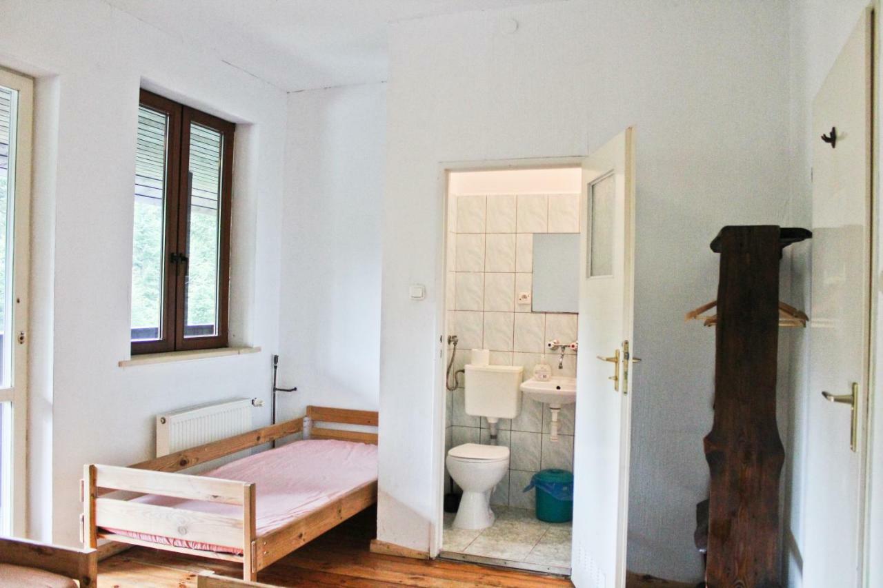 Lesna Willa Pttk W Komanczy Komańcza Kültér fotó